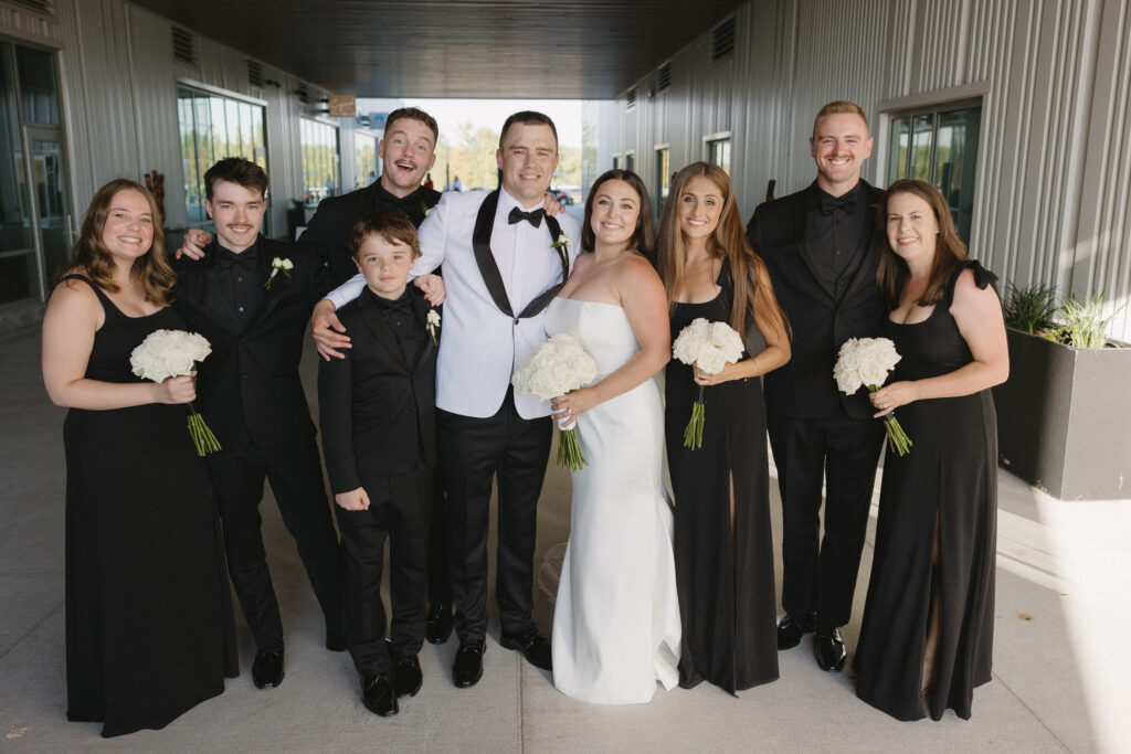 black and white wedding colors 