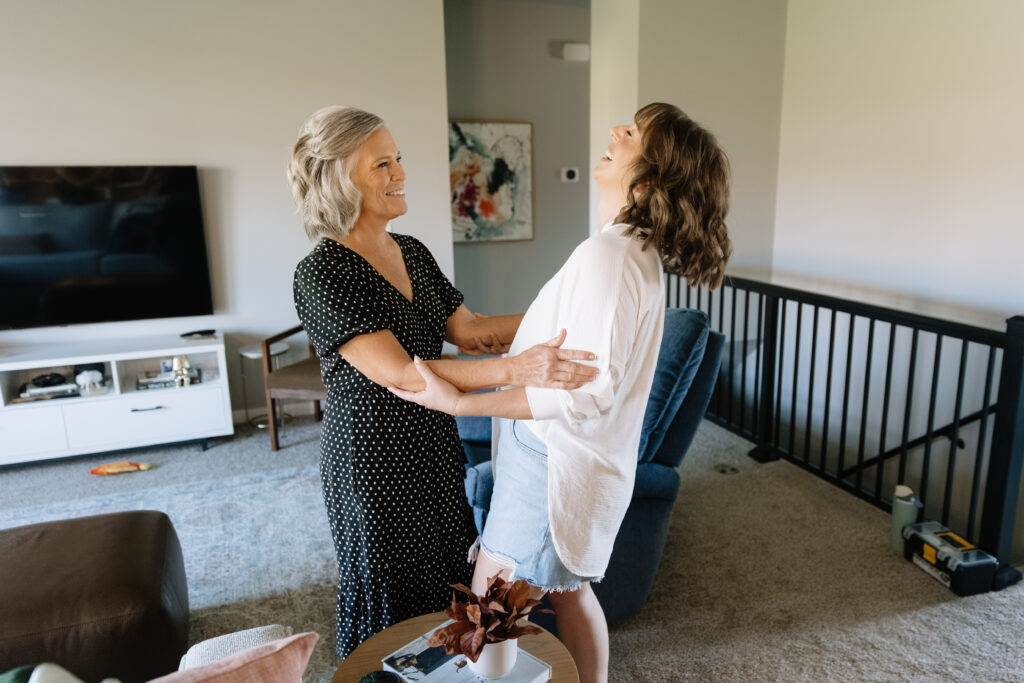 ally and her mom on the wedding day 